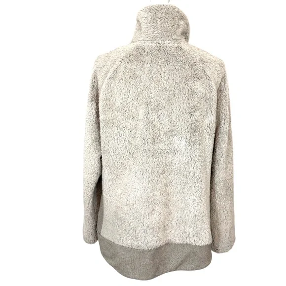 The North Face Osito 2 Women’s Lt Gray Full-Zip Soft Plush Fleece Jacket Size XL - Picture 4 of 8